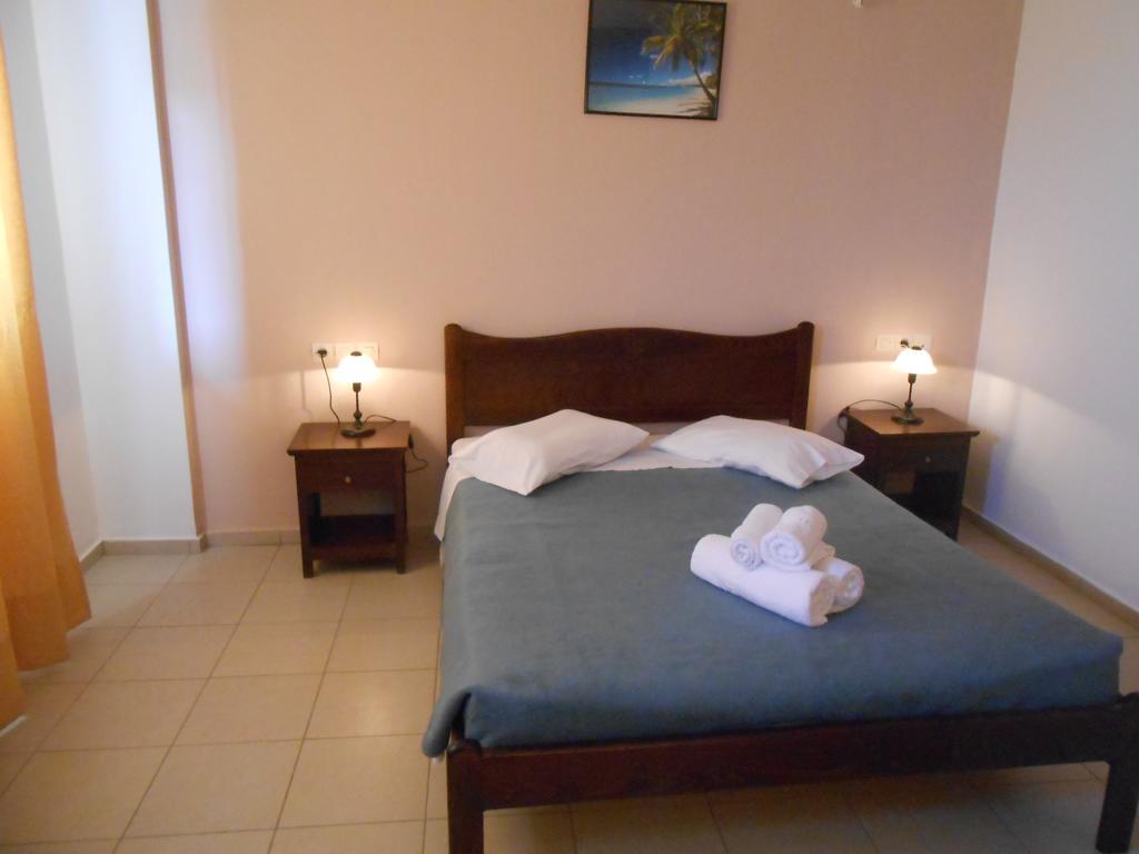 Frosso'S Apartments Kokkini Hani Ngoại thất bức ảnh
